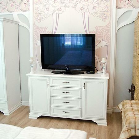Deluxe Appartment In The City Center Lviv Eksteriør billede